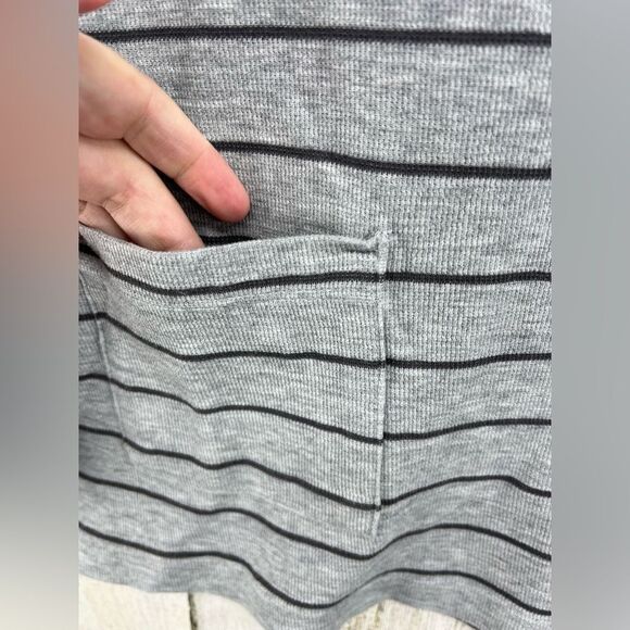 J.Jill Striped Waffle Thermal Long Sleeve Gray Shirt Patch Pocket Womens Medium - Picture 2 of 7